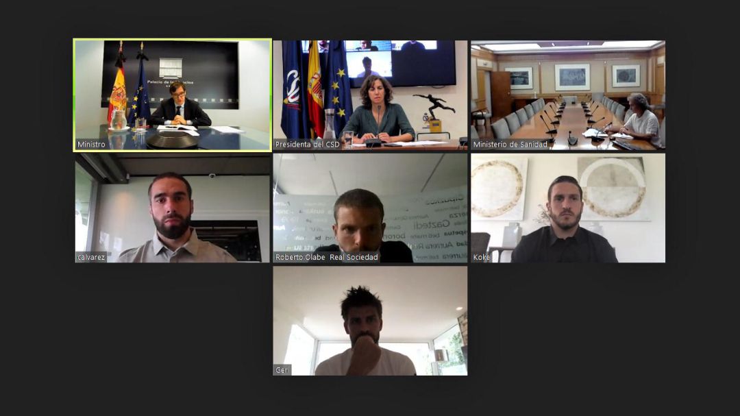 Videollamada entre Irene Lozano (CSD), Fernando Simón, Salvador Illa, Gerard Piqué, Dani Carvajal, Asier Illarramendi y Koke. Videollamada entre Irene Lozano (CSD), Fernando Simón, Salvador Illa, Gerard Piqué, Dani Carvajal, Asier Illarramendi y Koke.