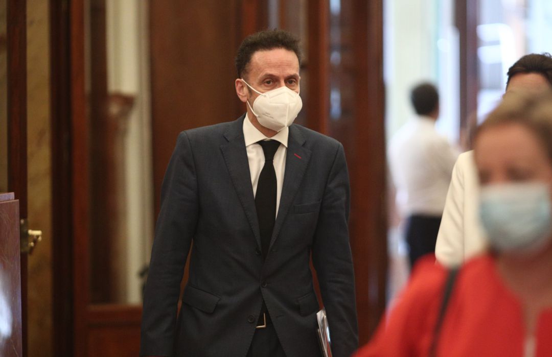 El portavoz parlamentario de Ciudadanos, Edmundo Bal, a su llegada al pleno de sesión de control al Gobierno centrado en las medidas post-COVID 19 el pasado 27 de mayo. El portavoz parlamentario de Ciudadanos, Edmundo Bal, a su llegada al pleno de sesión de control al Gobierno centrado en las medidas post-COVID 19 el pasado 27 de mayo.