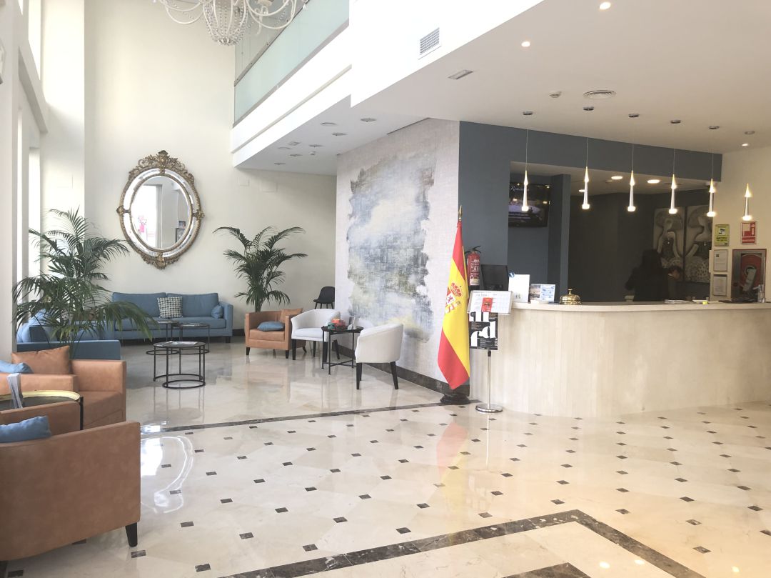 Fotografía de la recepción del hotel Fotografía de la recepción del hotel