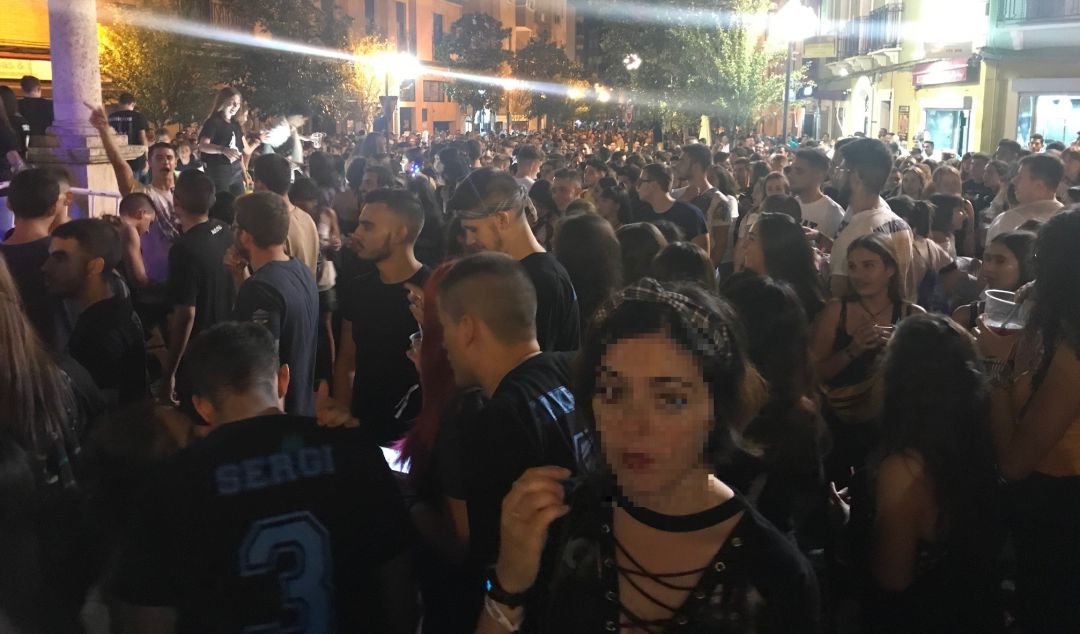 Imagen de archivo de la Plaza del Convento de Valdepeñas, durante las Fiestas del vino 2019 Imagen de archivo de la Plaza del Convento de Valdepeñas, durante las Fiestas del vino 2019