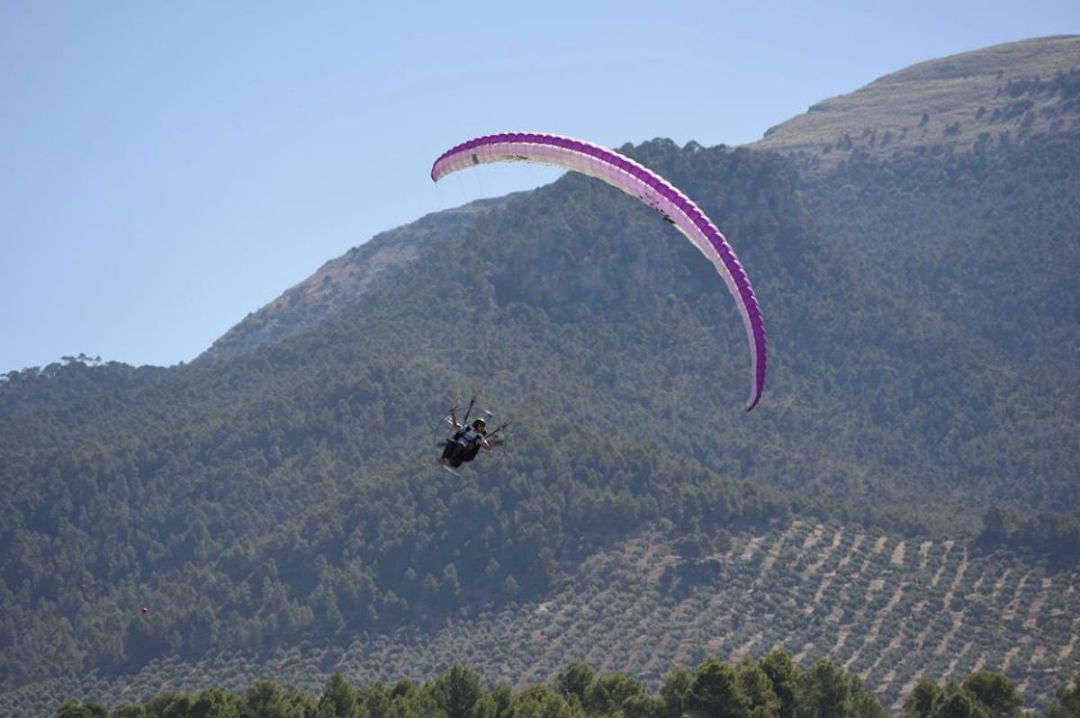 Un vuelo en paramotor durante la pasada edición del festival. Un vuelo en paramotor durante la pasada edición del festival.