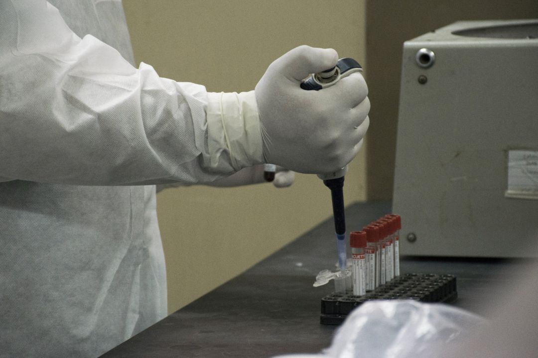 Test del coronavirus y pruebas médicas. Test del coronavirus y pruebas médicas.