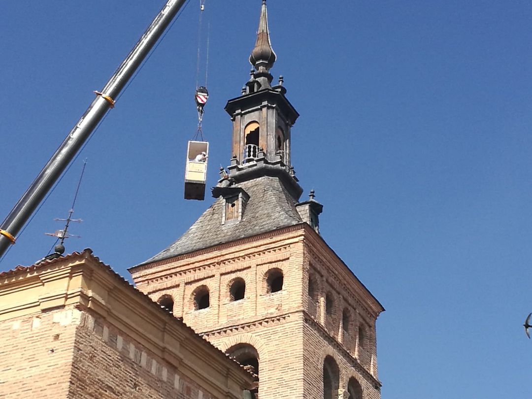 El Obispado pedirá ayuda a la Junta para el arreglo exterior de la parte alta de la torre de San Martín El Obispado pedirá ayuda a la Junta para el arreglo exterior de la parte alta de la torre de San Martín