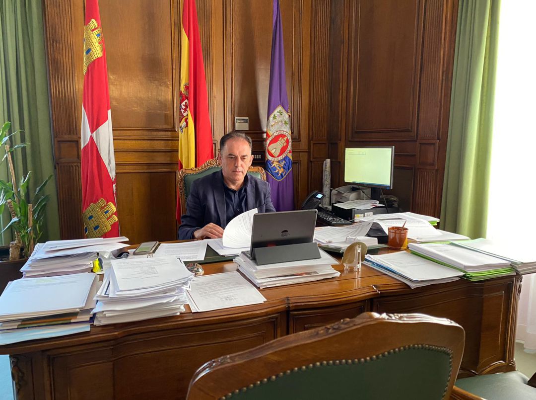 Benito Serrano, presidente de la Diputación. Benito Serrano, presidente de la Diputación.