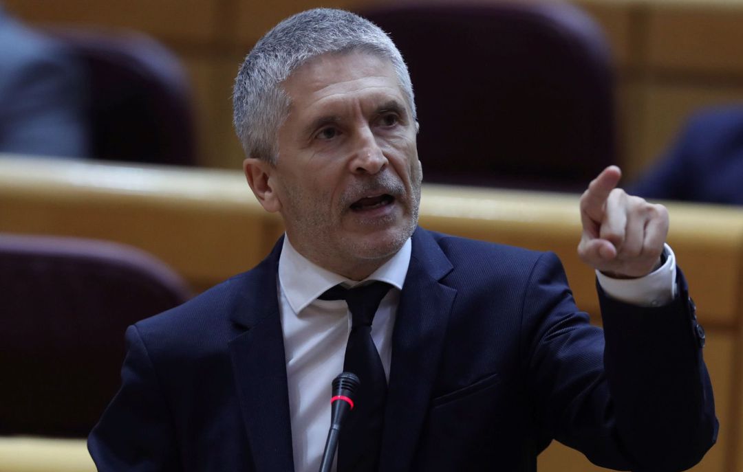 El ministro del Interior, Fernando Grande-Marlaska, durante la sesión del control al Gobierno celebrada este martes en el Senado. El ministro del Interior, Fernando Grande-Marlaska, durante la sesión del control al Gobierno celebrada este martes en el Senado.