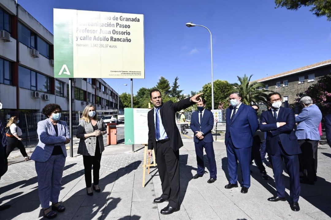 Las autoridades asisten al inicio de las obras Las autoridades asisten al inicio de las obras