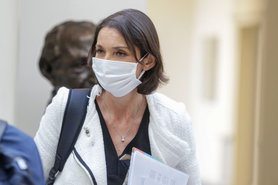 La Ministra de Industria, Comercio y Turismo, Reyes Maroto, a su salida del pleno en el Senado La Ministra de Industria, Comercio y Turismo, Reyes Maroto, a su salida del pleno en el Senado