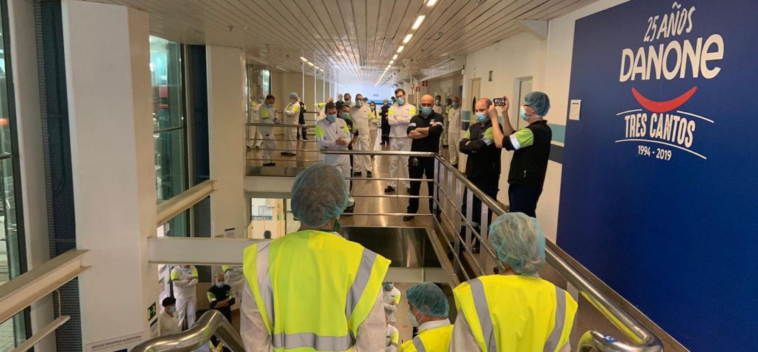 Encuentro con los trabajores y la dirección de Danone Encuentro con los trabajores y la dirección de Danone