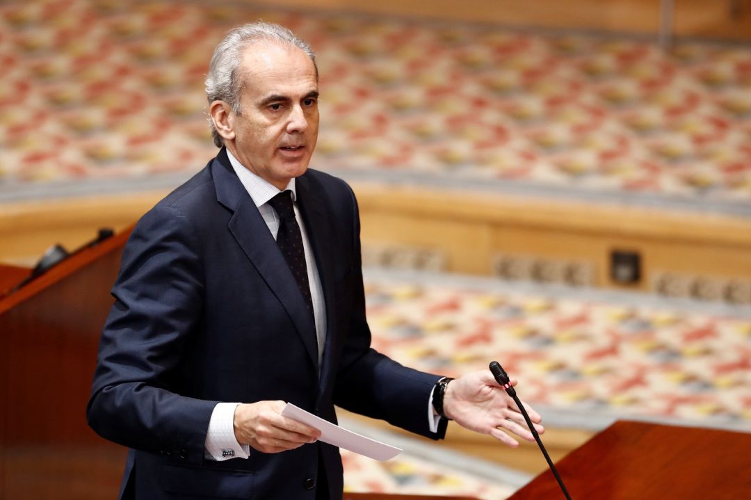 El consejero de Sanidad, Enrique Ruíz Escudero, durante una nueva sesión de control en la Asamblea de Madriden la que la oposición pide a la presidenta regional que rinda cuentas sobre su gestión de la crisis sanitaria de la COVID-19. El consejero de Sanidad, Enrique Ruíz Escudero, durante una nueva sesión de control en la Asamblea de Madriden la que la oposición pide a la presidenta regional que rinda cuentas sobre su gestión de la crisis sanitaria de la COVID-19.