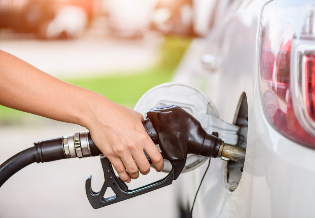 Repostando combustible Repostando combustible