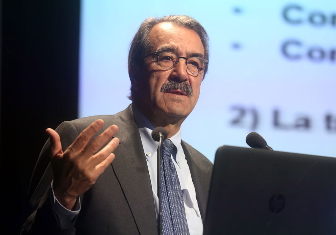 Emilio Ontiveros, catedrático de economía de la empresa Emilio Ontiveros, catedrático de economía de la empresa
