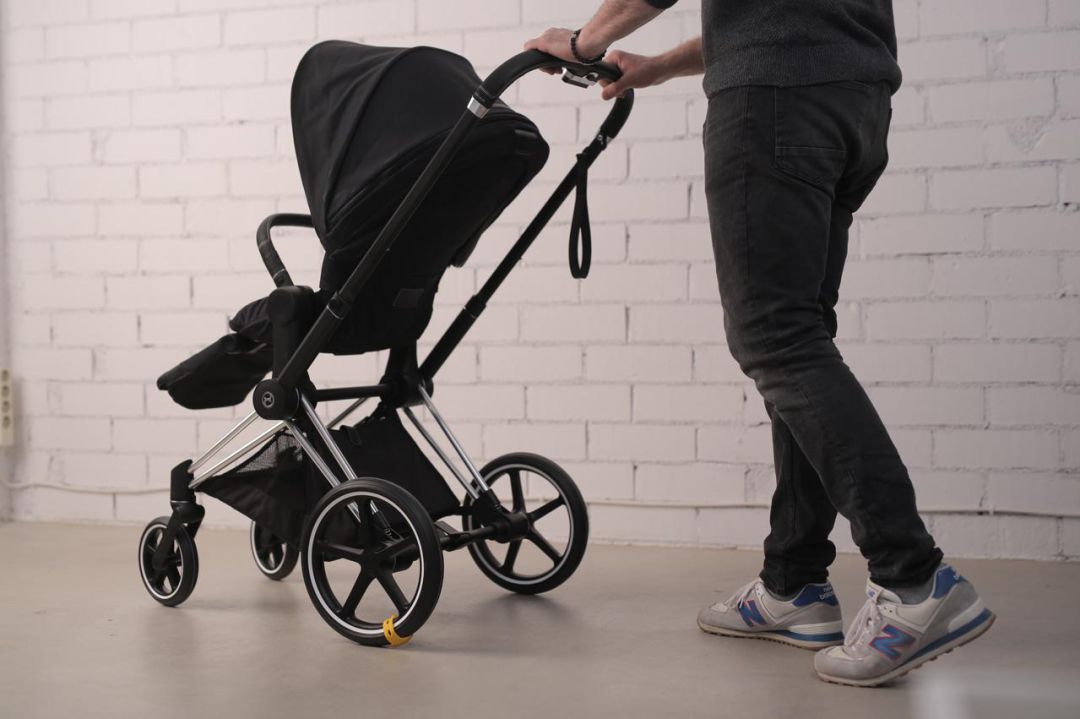 La startup española Wheelzzz ha dado con la forma de dormir a los bebés durante el confinamiento La startup española Wheelzzz ha dado con la forma de dormir a los bebés durante el confinamiento