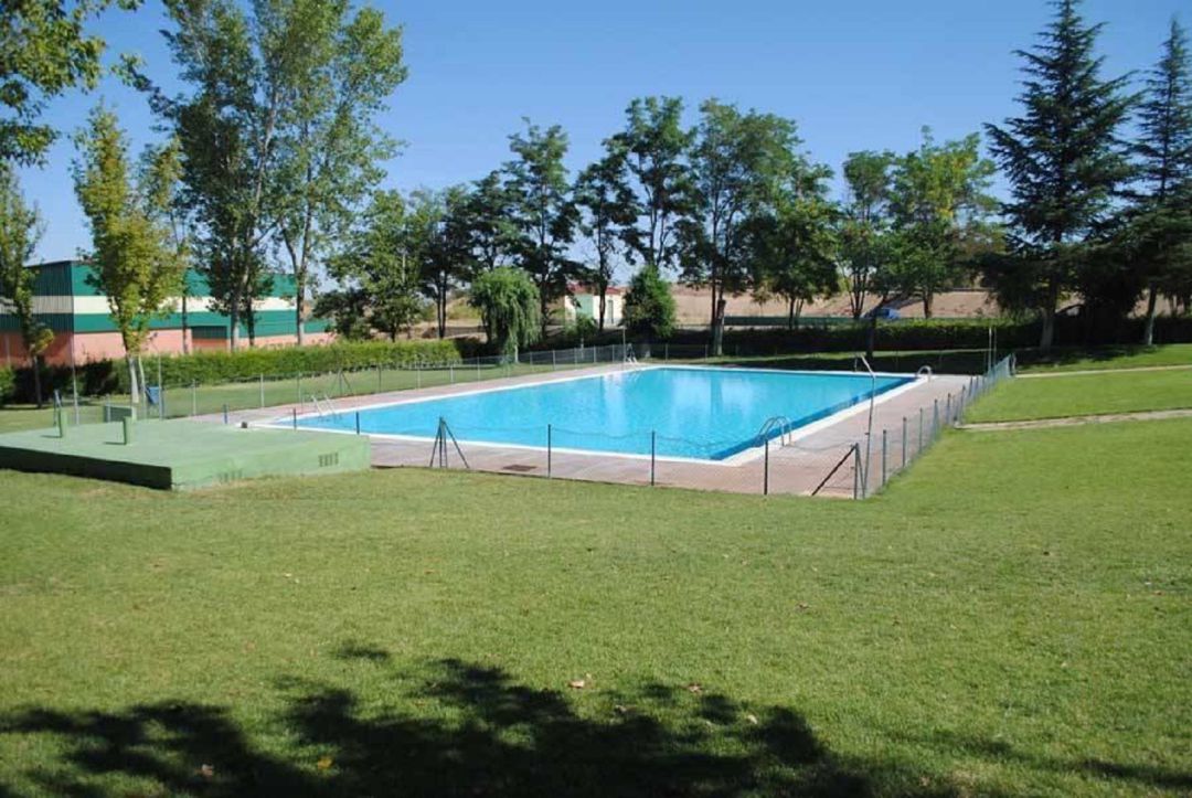 Este verano no abrirán las piscinas muncipales en Castronuño por decisión plenaria Este verano no abrirán las piscinas muncipales en Castronuño por decisión plenaria