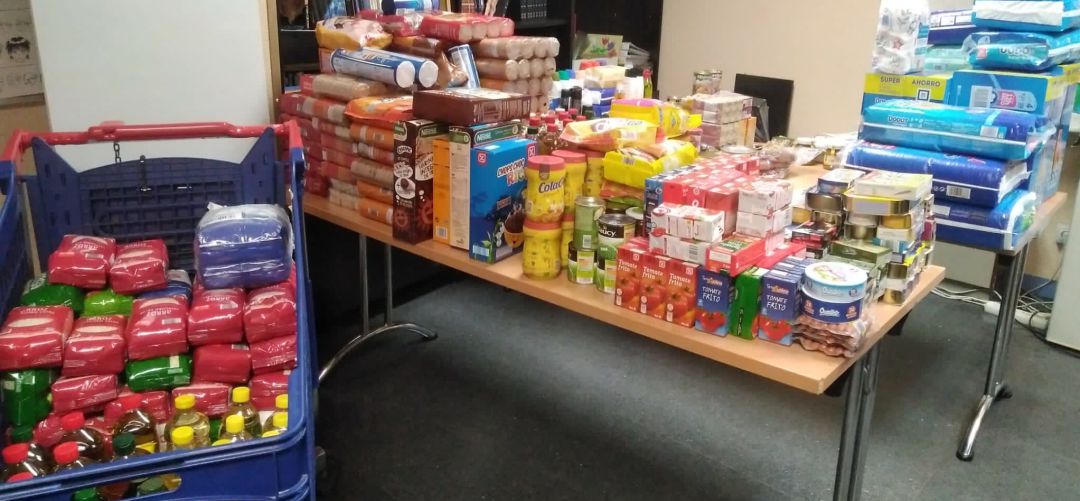 La Federación de Asociaciones Vecinales de Getafe ha recogido más de 600 kilos de alimentos no perecederos. La Federación de Asociaciones Vecinales de Getafe ha recogido más de 600 kilos de alimentos no perecederos.