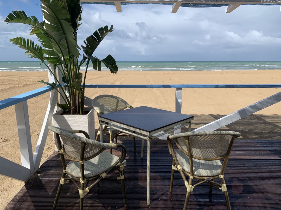 Una terraza de un chiringuito del grupo Potito Una terraza de un chiringuito del grupo Potito