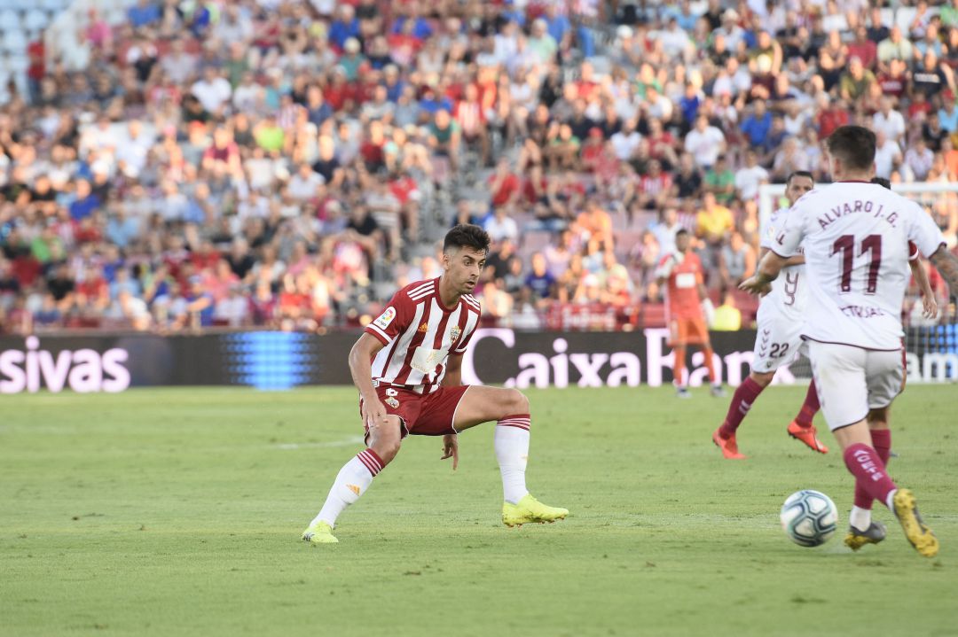 César de la Hoz en el partido contra el Albacete. César de la Hoz en el partido contra el Albacete.