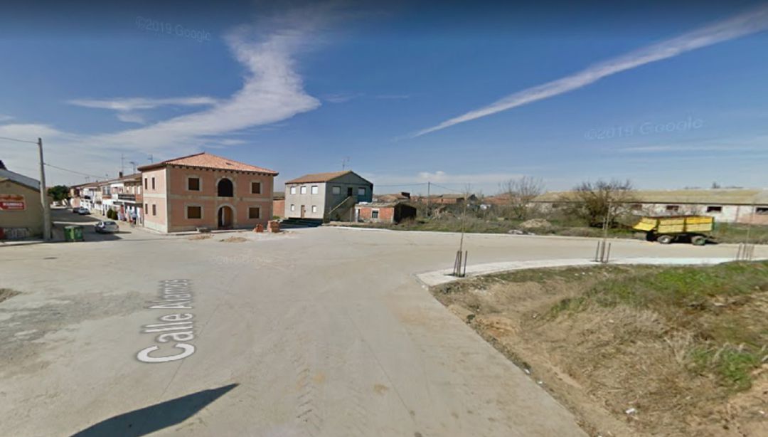 Entrada al municipio salmantino de Villoria. Entrada al municipio salmantino de Villoria.