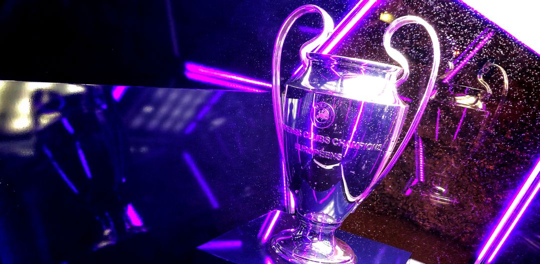 El trofeo de la UEFA Champions League El trofeo de la UEFA Champions League