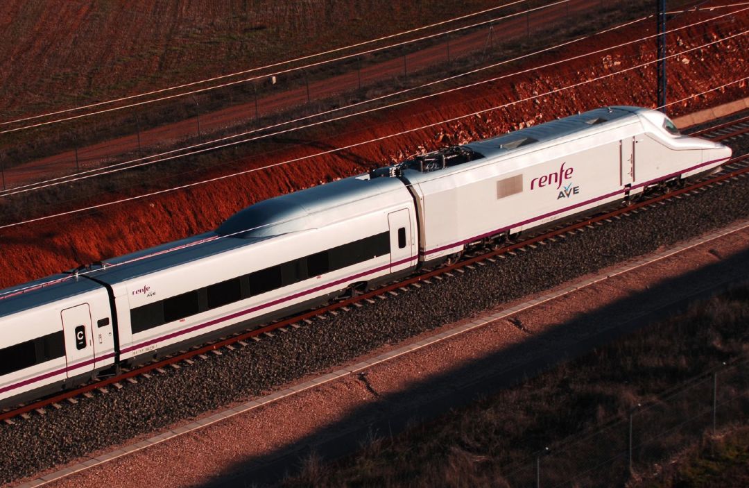 Tren AVE de Renfe Tren AVE de Renfe