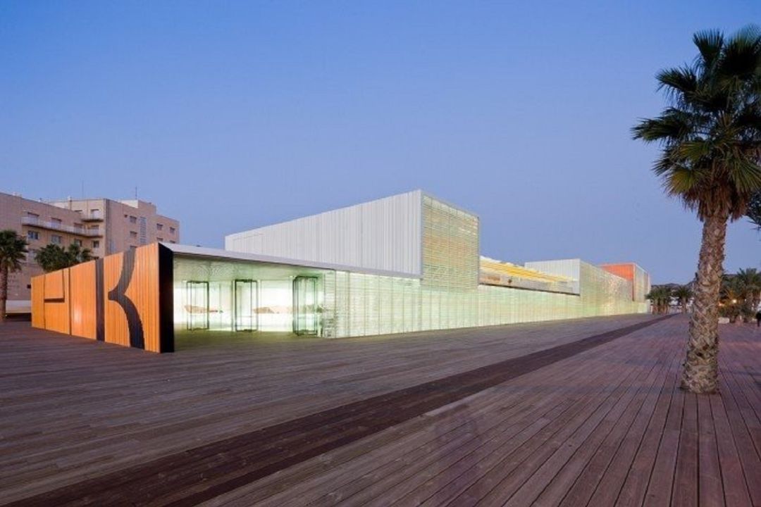 Auditorio y palacio de congresos de El Batel, en Cartagena. Auditorio y palacio de congresos de El Batel, en Cartagena.