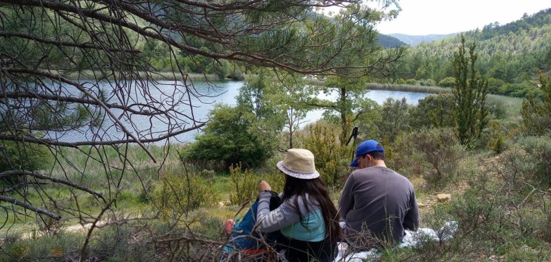 Turistas este fin de semana en la Laguna de Taravilla (GU) Turistas este fin de semana en la Laguna de Taravilla (GU)