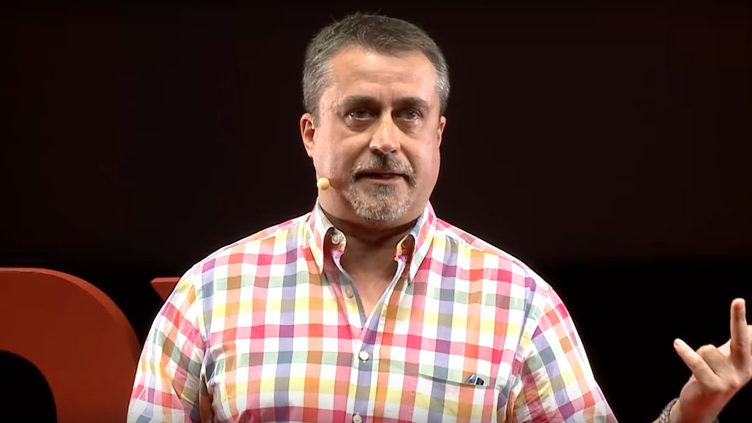 El profesor de inmunología Alfredo Corell durante su charla TED hace cuatro años. El profesor de inmunología Alfredo Corell durante su charla TED hace cuatro años.