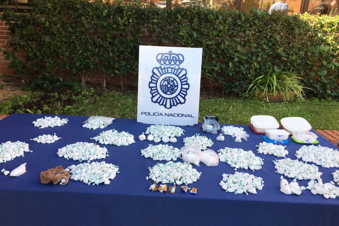 Imagen de la cocaína sustraída por la Policía Nacional a una red de distribución que vendía por vía teléfono. Imagen de la cocaína sustraída por la Policía Nacional a una red de distribución que vendía por vía teléfono.