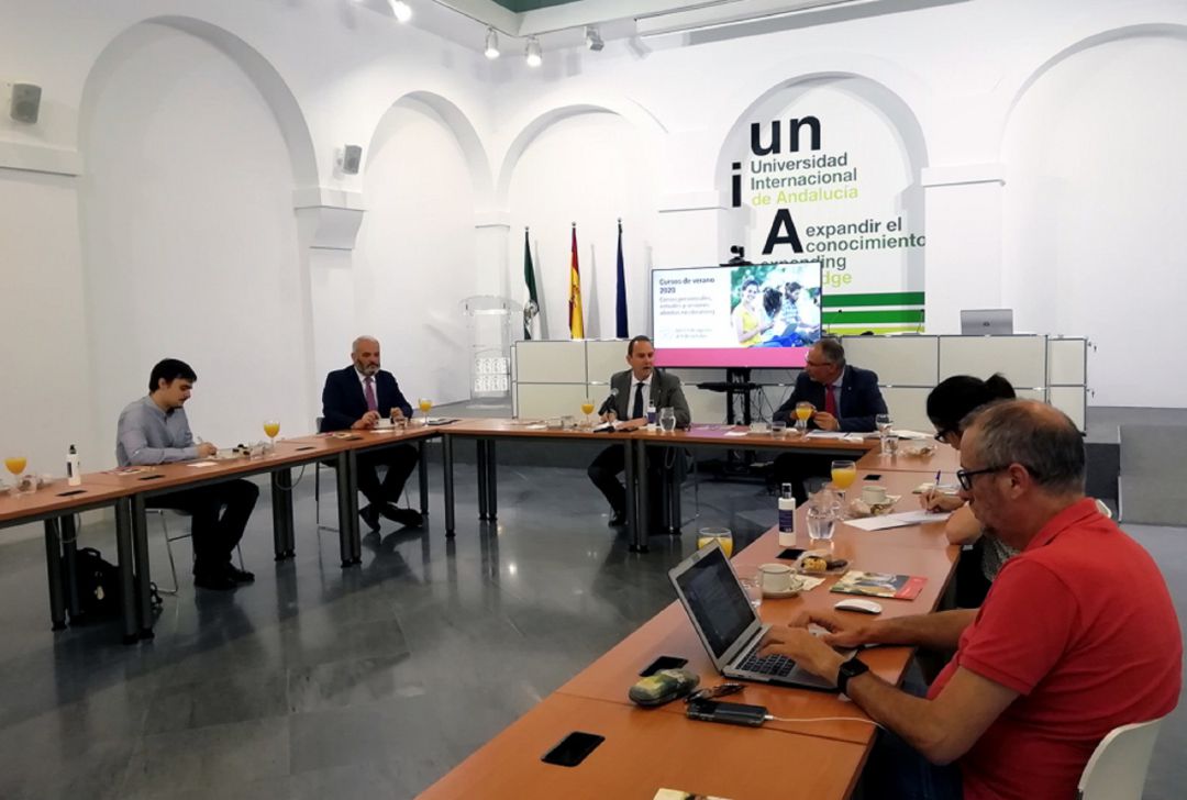 Presentación a los medios de la oferta de cursos de verano de la UNIA 2020. Presentación a los medios de la oferta de cursos de verano de la UNIA 2020.