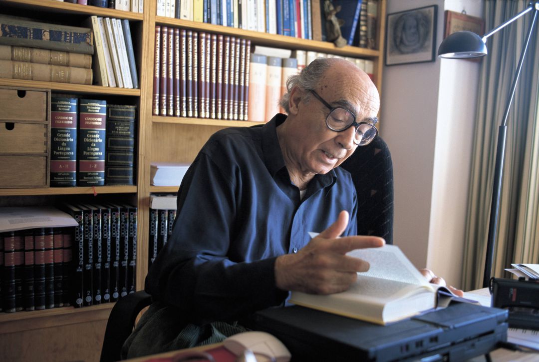 José Saramago en su estudio de Lanzarote José Saramago en su estudio de Lanzarote