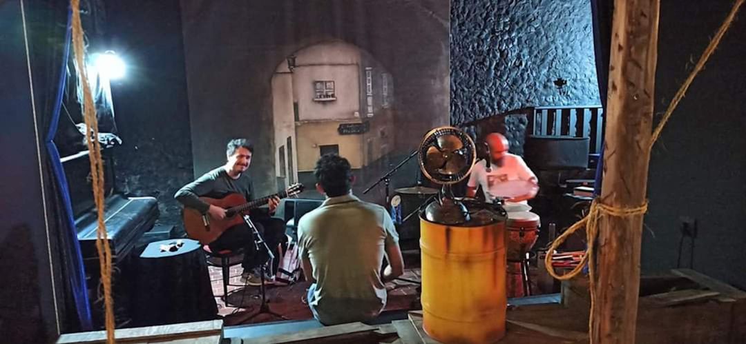 Jesús Bienvenido, ensayando junto a Pituquete en el Pay Pay Jesús Bienvenido, ensayando junto a Pituquete en el Pay Pay