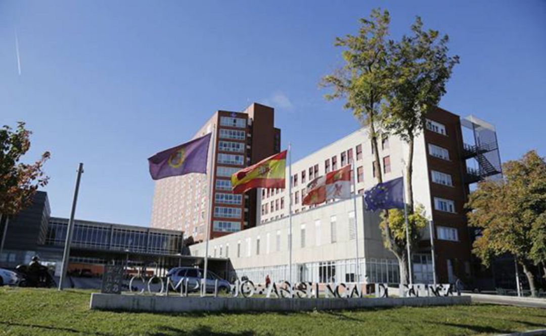 La Junta inaugura en el CAUPA la Consulta Monográfica de COVID-19 pionera en Castilla y León La Junta inaugura en el CAUPA la Consulta Monográfica de COVID-19 pionera en Castilla y León