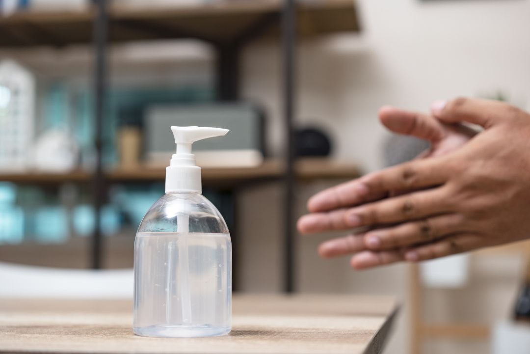 Dermatitis, acné y rosácea, enfermedades de la piel agravadas por el uso de mascarillas y geles hidroalcohólicos Dermatitis, acné y rosácea, enfermedades de la piel agravadas por el uso de mascarillas y geles hidroalcohólicos