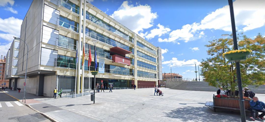 La UE reconoce las políticas sociales fuenlabreñas seleccionándola para un nuevo proyecto La UE reconoce las políticas sociales fuenlabreñas seleccionándola para un nuevo proyecto