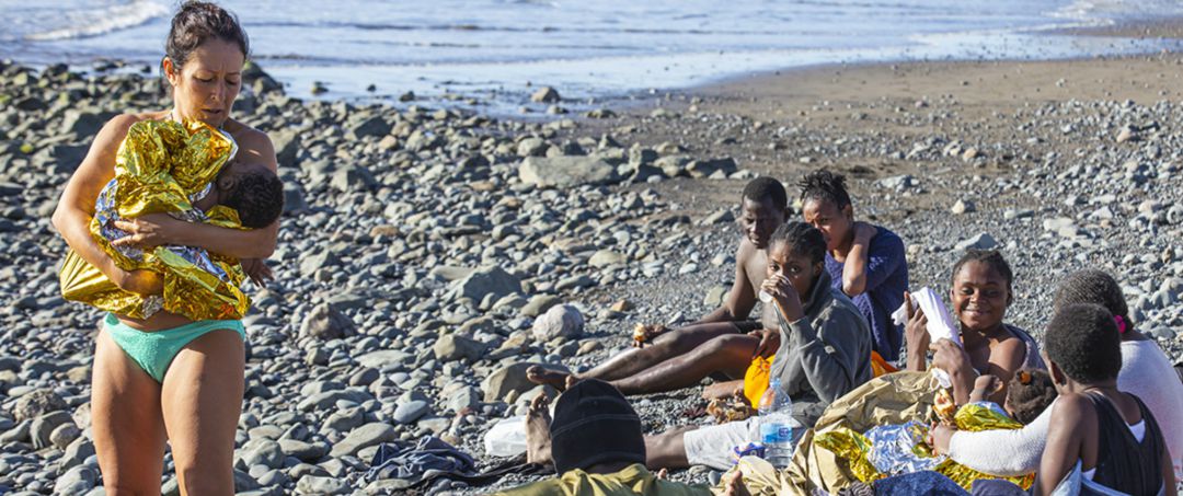 Llegada de inmigrantes a Canarias Llegada de inmigrantes a Canarias