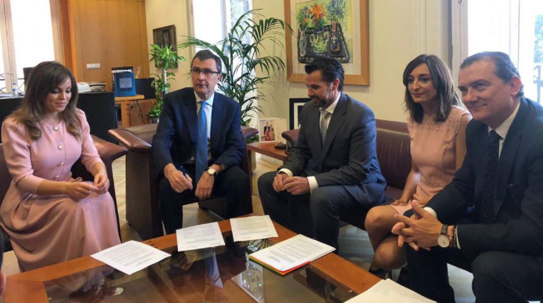 Ballesta fue reelegido alcalde de Murcia tras un pacto in extremis con Cs el 15 de junio de 2019 Ballesta fue reelegido alcalde de Murcia tras un pacto in extremis con Cs el 15 de junio de 2019