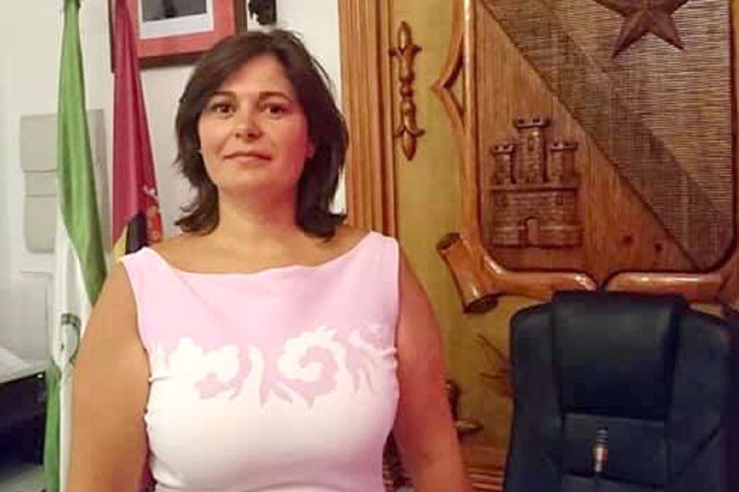 La alcaldesa de Jódar, Mª Teresa García, en el día de su toma de posesión La alcaldesa de Jódar, Mª Teresa García, en el día de su toma de posesión