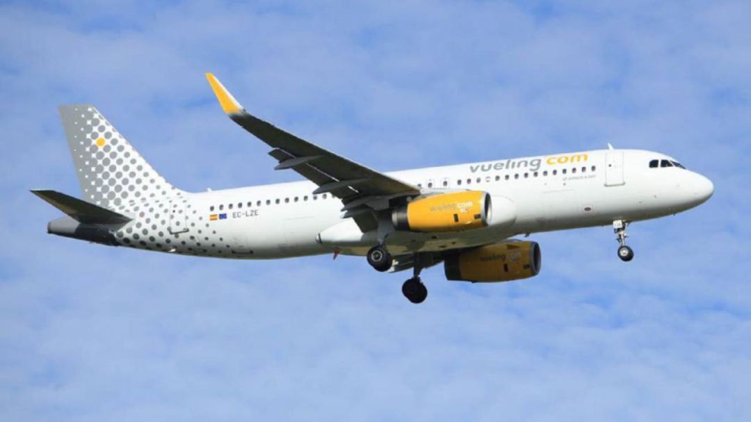 Vueling està convertint el fet de viatjar a a Menorca en un luxe a l'abast de molt poca gent. Vueling està convertint el fet de viatjar a a Menorca en un luxe a l'abast de molt poca gent.