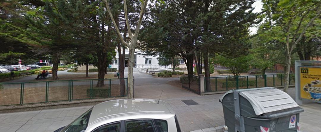El centro de día de Txagorritxu se ha cerrado al detectarse un positivo El centro de día de Txagorritxu se ha cerrado al detectarse un positivo