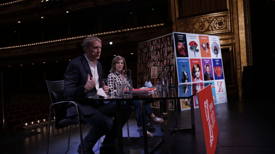 Daniel Bianco y Amaya de Miguel en la presentación de la temporada 2020-21 del Teatro de la zarzuela Daniel Bianco y Amaya de Miguel en la presentación de la temporada 2020-21 del Teatro de la zarzuela