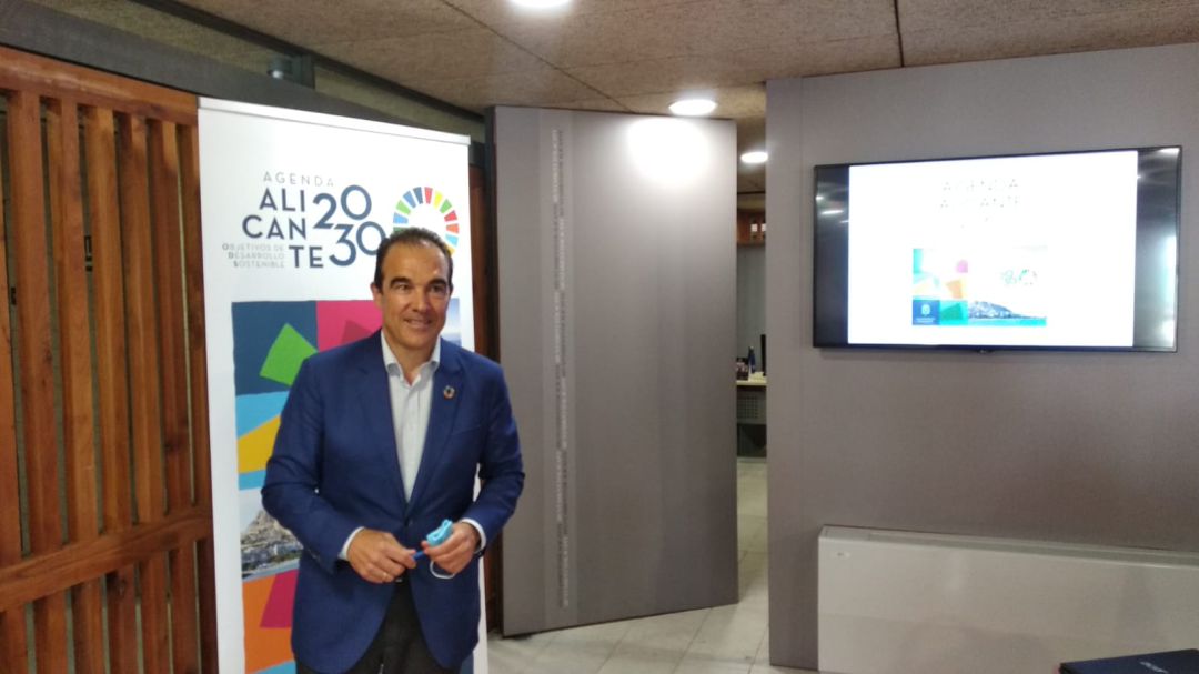 El concejal Toño Peral durante la presentación de la Agenda 2030 El concejal Toño Peral durante la presentación de la Agenda 2030