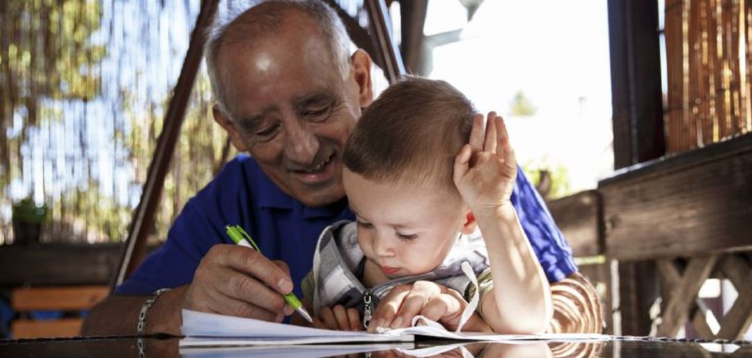 Los abuelos son fundamentales en la vida de los pequeños Los abuelos son fundamentales en la vida de los pequeños