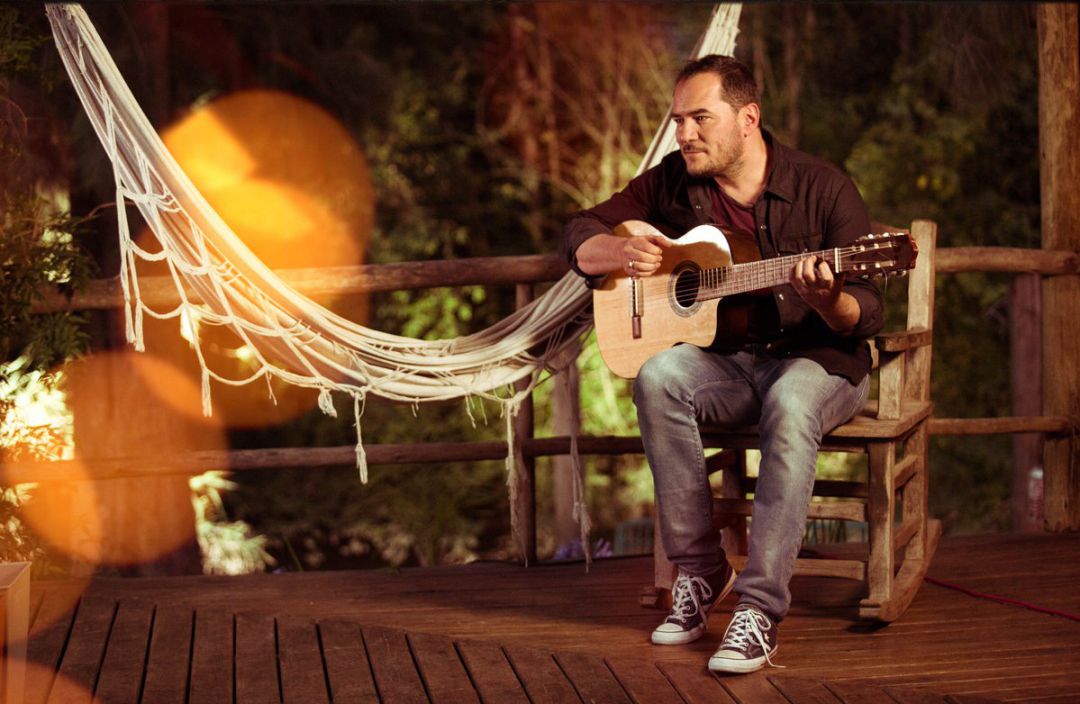Ismael Serradno en una imagen promocional Ismael Serradno en una imagen promocional
