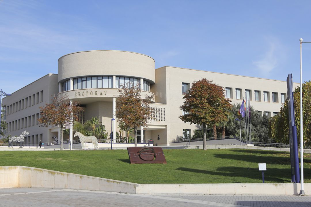 Universidad Jaume I Universidad Jaume I