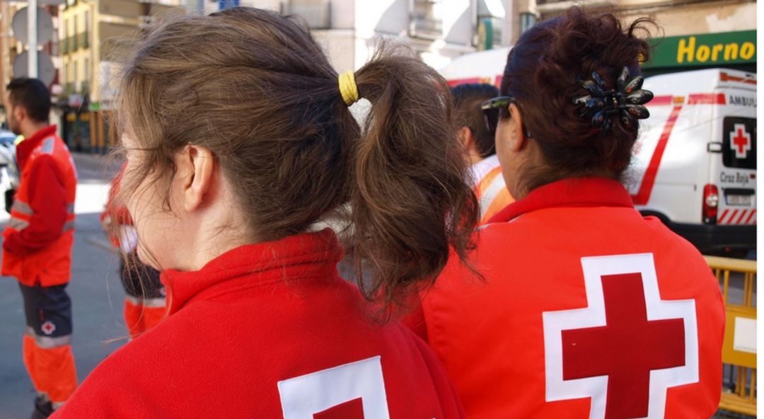 Voluntarios de Cruz Roja en Cuenca Voluntarios de Cruz Roja en Cuenca