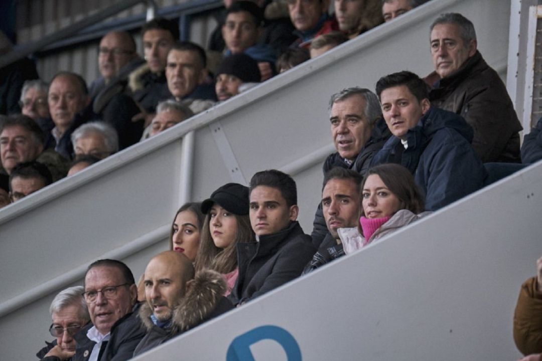 La actual junta directiva de la Arandina en el palco de El Montecillo. La actual junta directiva de la Arandina en el palco de El Montecillo.