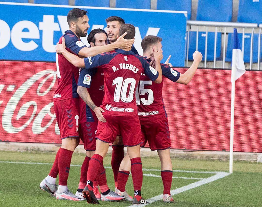 Toni Lato celebra su gol en Vitoria. Toni Lato celebra su gol en Vitoria.
