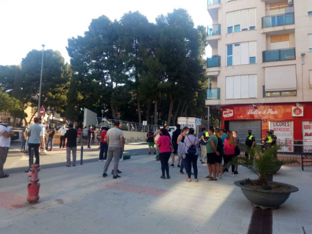 Los vendedores del mercadillo de Virgen de la Cabeza no plantaron sus puestos en Jaime Balmes Los vendedores del mercadillo de Virgen de la Cabeza no plantaron sus puestos en Jaime Balmes