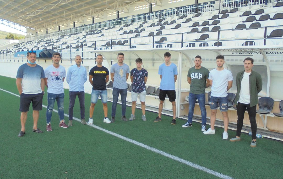Foto de les primeres presentacions del CD Ontinyent Foto de les primeres presentacions del CD Ontinyent