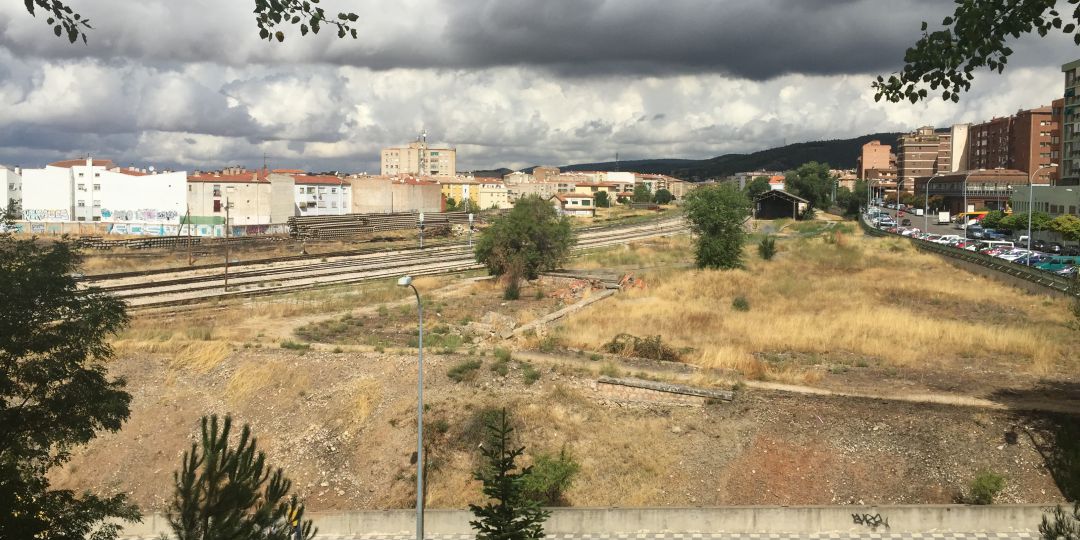 Los terrenos de ADIF ocupan 14 hectáreas en el centro de la ciudad Los terrenos de ADIF ocupan 14 hectáreas en el centro de la ciudad
