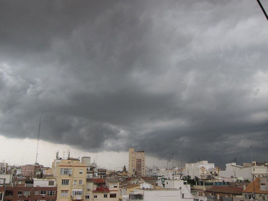 Lluvias este miércoles en el interior de Valencia y Castellón. Lluvias este miércoles en el interior de Valencia y Castellón.